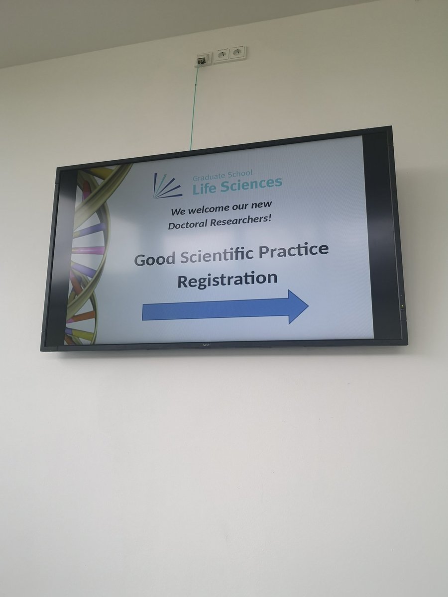 GSLS (@gslsuniwue) on Twitter photo Day three of our #GSLS Welcome Days with a critical session on Good Scientific Practice by Stephan Schröder-Köhne. Essential knowledge for all our students! <a href="/Uni_WUE/">Universität Würzburg #UniWürzburg</a> <a href="/Uniklinikum_Wue/">Universitätsklinikum Würzburg</a> #ScientificIntegrity #education #phdlife Day three of our #GSLS Welcome Days with a critical session on Good Scientific Practice by Stephan Schröder-Köhne. Essential knowledge for all our students! <a href="/Uni_WUE/">Universität Würzburg #UniWürzburg</a> <a href="/Uniklinikum_Wue/">Universitätsklinikum Würzburg</a> #ScientificIntegrity #education #phdlife