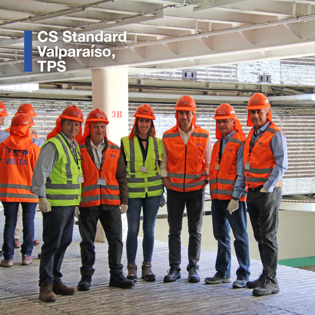 Coolcarriescl's tweet photo. Welcome aboard! our clients SPS and @gesex recently visited CS Standard in @tps_valparaiso Valparaíso.
 Efficiently loaded 5,400 pallets and 162 containers, last destination: Gloucester.
#CoolCarriers #LogisticsExcellence #Partnerships #MaritimeServices https://t.co/zTPWjqDQLi
