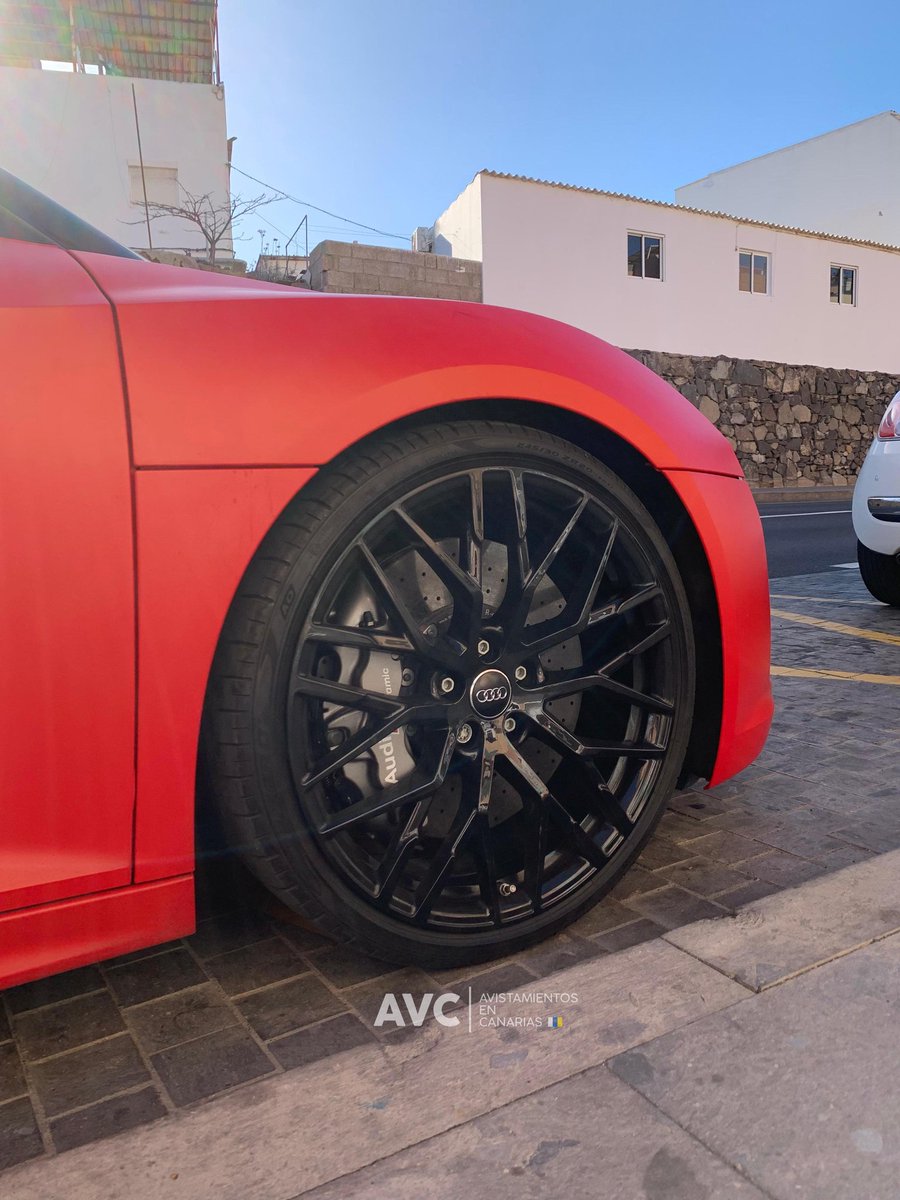 AVC_canarias's tweet photo. #AudiR8Spider #GranCanaria https://t.co/nXOEUzJx2N