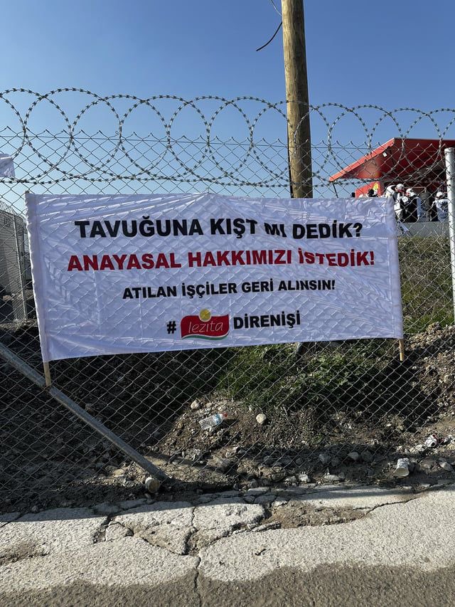 Çalışma ve Sosyal Güvenlik Bakanı❗️ İzmir Kemalpaşa’daki Abalıoğlu Lezita işçileri sendikal örgütlenme sürecini tamamladı, Çalışma ve Sosyal Güvenlik Bakanlığından yetki belgesini aldı. Toplu iş sözleşmesi için masaya oturmayan işverene karşı işçilerin grevi demokratik ve…