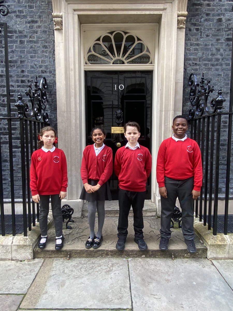 Today we had an amazing opportunity to visit 10 Downing Street and have a ‘Lesson at 10’ with Mrs Murty herself! We worked with @WavesMT and @comicrelief , had a tour and even met Larry the @10DowningStreet cat! Thank you for having us 🍒 @headcherrytree @CTS_Watford