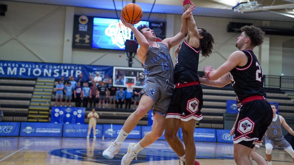 Hilmer Garners D2CCA Midwest Region Player of the Year #FeathersUp
🔗uiupeacocks.com/news/2024/3/15…
