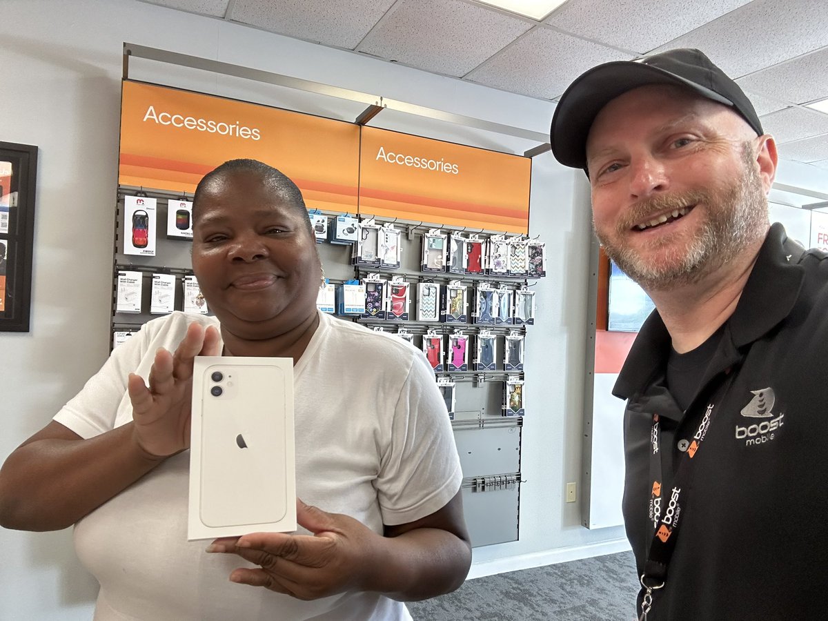 Robert Dodge (@boostgulfcoast) on Twitter photo Sholonda didn’t get a winning scratch-off, but her deal at Touch Wireless is a sure winner! Buh-bye Metro! #GetAfterIt Sholonda didn’t get a winning scratch-off, but her deal at Touch Wireless is a sure winner! Buh-bye Metro! #GetAfterIt