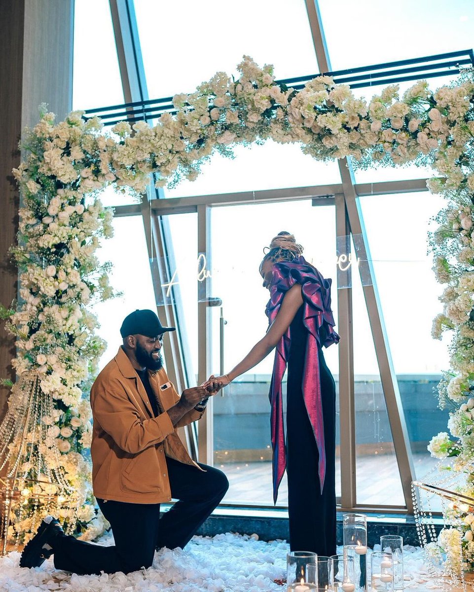 BZmagazine_'s tweet photo. #NeonAdejo, known for his song 'Eze Ebube,' proposed to his partner #LadeKehinde, sharing the news on Instagram with photos from the intimate rooftop proposal. The heartfelt caption expressed gratitude and faith.
Click the link on bio for more.
#bzmagazine #celebritynews https://t.co/FLIiLDV74K