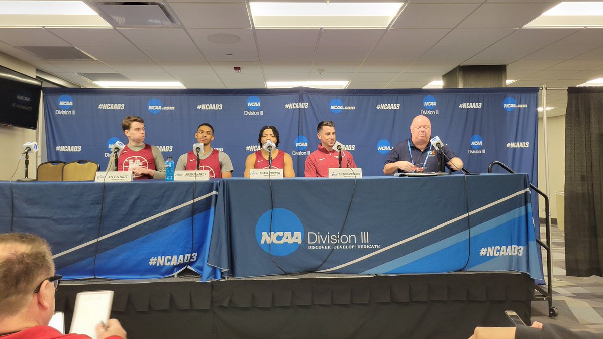 D3 Datacast tweet media