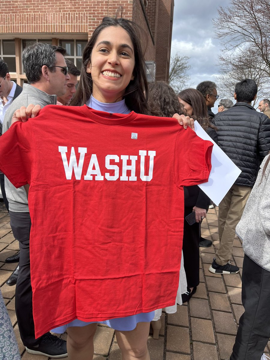 Kayla N. Laraia tweet media