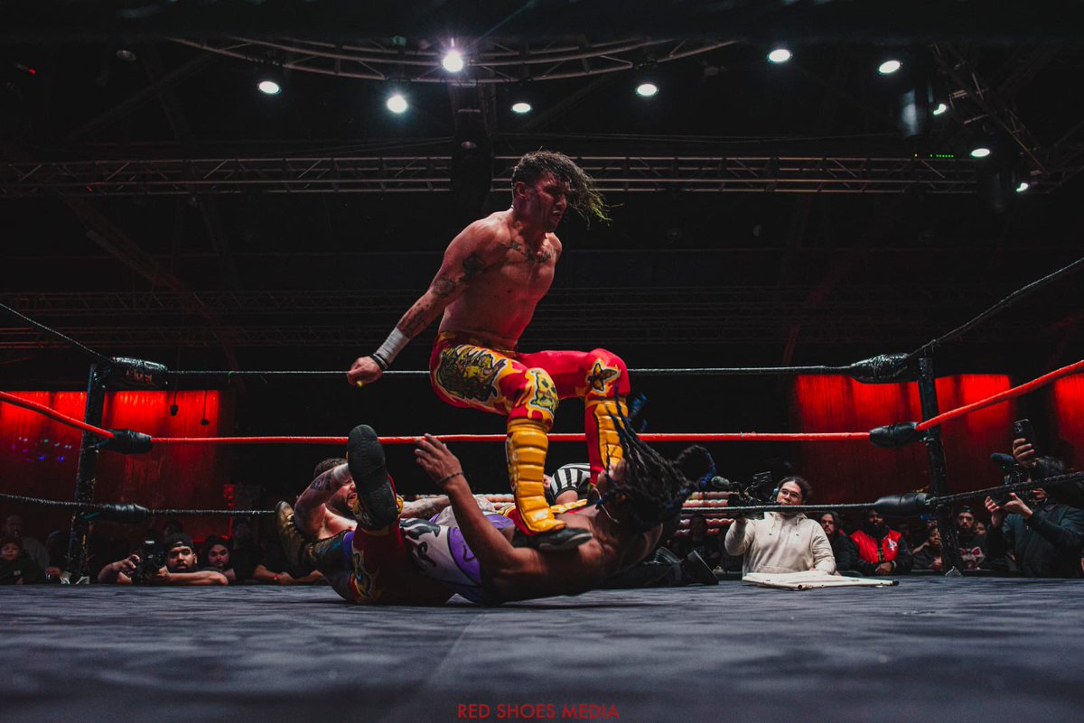 jboujii's tweet photo. Youโre wrestling The Rascals they said, itโll be fun they said.
๐ @HOGwrestling
๐ธ @RedShoesMedia
๐บ @FiteTV
#EVERYTHINGBOUJII
#JBOUJII
#MRPWI
#PWI500 @OfficialPWI
#BRP50 @blackrasslin https://t.co/p0lXRh0MLs