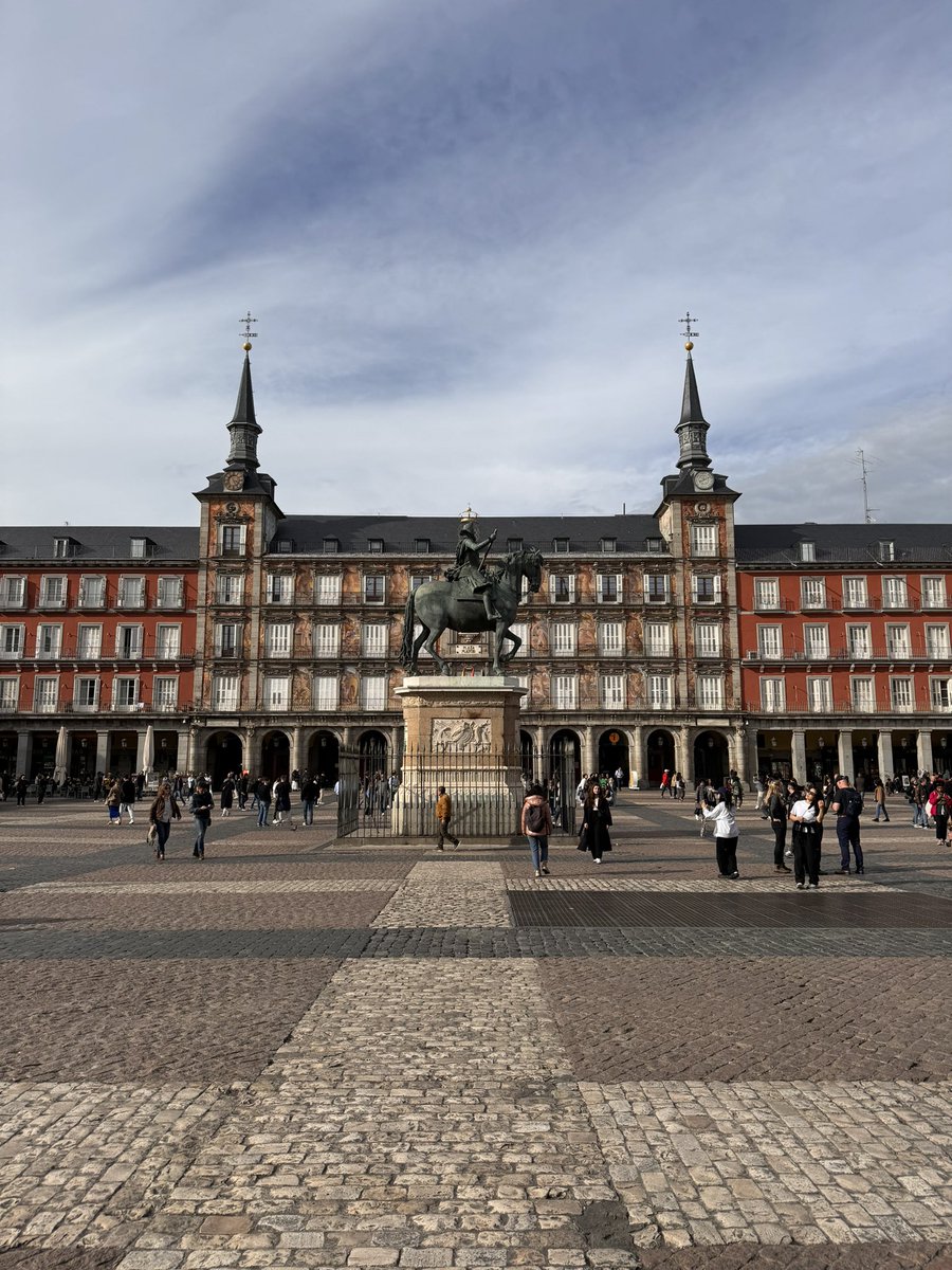 Hello from Madrid. Loving this city so far.