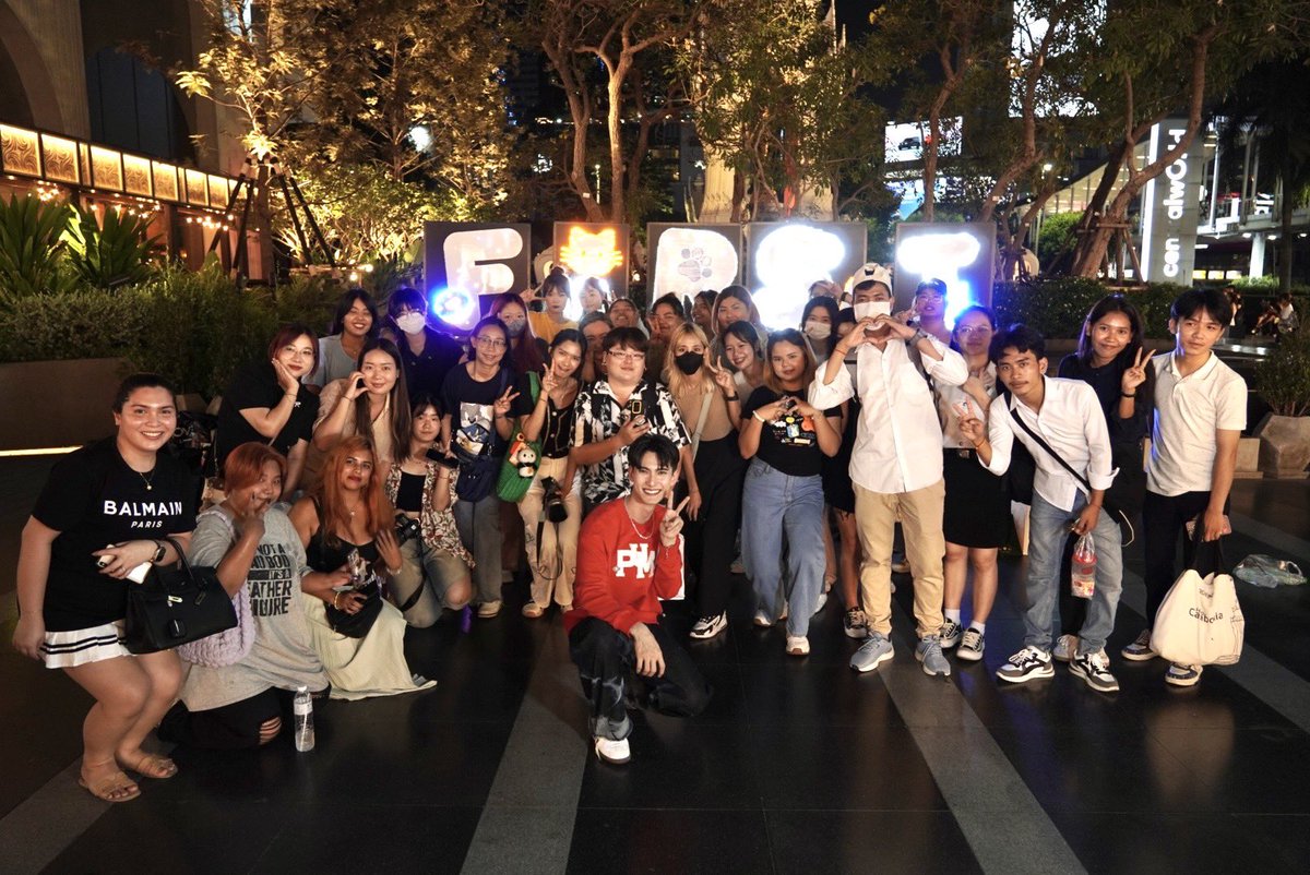 firstfh5's tweet image. ขอบคุณที่แวะมาหากันที่งาน PUMA PALERMO วันนี้น้าคับ เพิ่งกลับบ้านเลยมีได้รูปมาแล้ว 😁 ดีใจมากๆที่ได้เจอทุกคน น่ารักเหมือนเดิมทู้กคน 🧡🙏🏼 รักน้าคับ
#PUMAPALERMOxFIRST 
#รักแรกของเฟริสท์