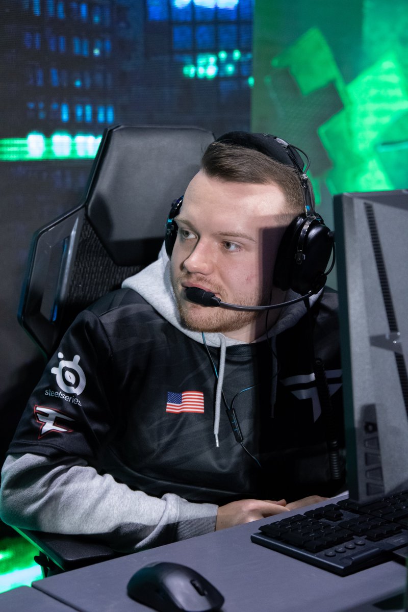 Brack and Exceed so far in MW3

Rotation Cup 1: 🥇
SGP x CoDAgent Cup: 🥉
FC Black Cup: 🥇
Cup 1: 🥇
Boston Open: 🥇
Cup 2: T6
Elite Stage 1: T6
Cup 4: 🥇

Near. Untouchable.