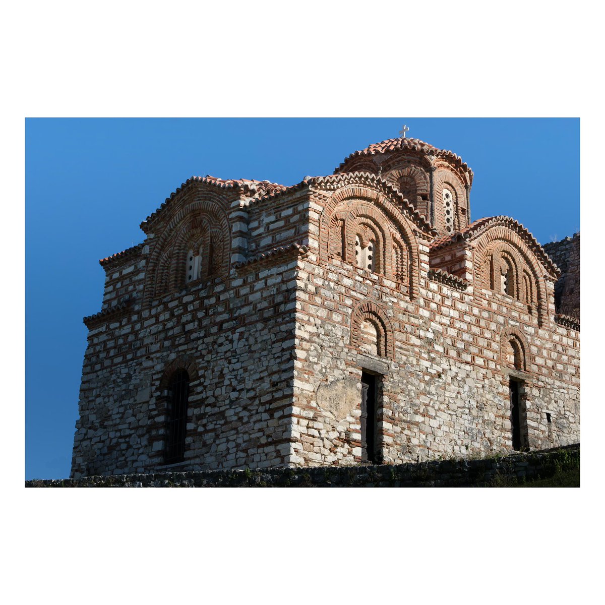 DriveAlbania's tweet photo. Berat at the end of winter https://t.co/F3qHPM294C