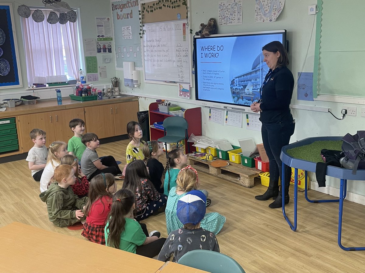 airthprimary's tweet photo. Today pupils from P1-P7 got the opportunity to learn about different jobs in the STEM sector at a number of career events.  The questions and engagement across all classes was amazing and a huge thank you to all our visitors who supported this event. https://t.co/okVgrS6Ot3