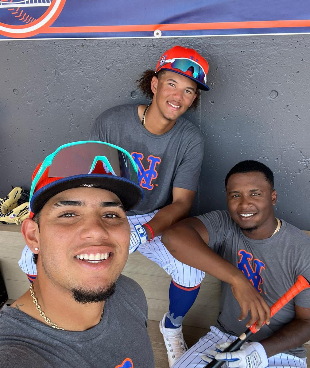 Mets's tweet image. Happy to be here 😄 #SpringBreakout