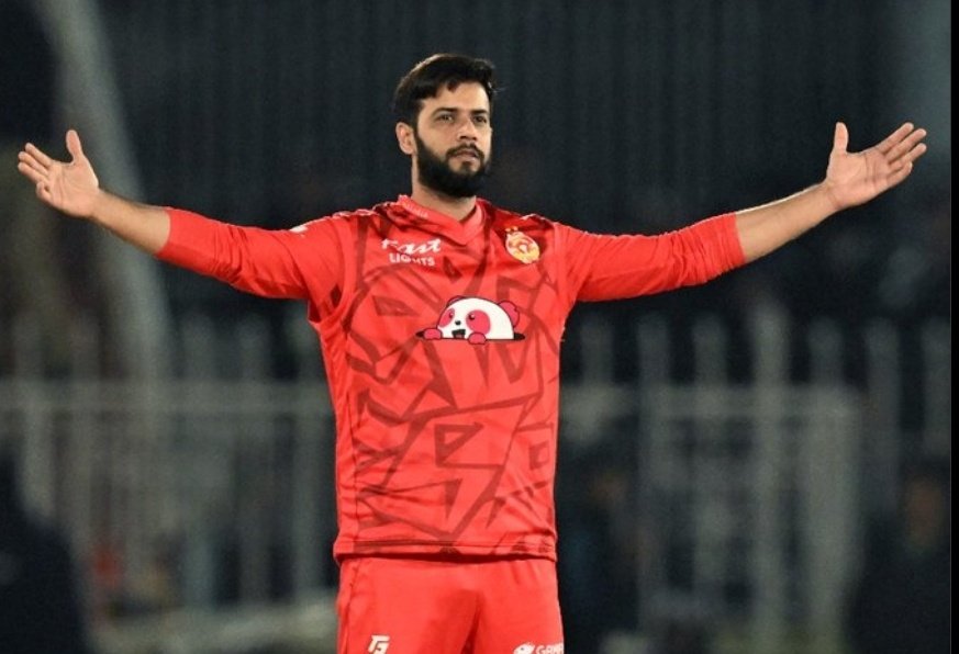 Strike in first over! 
Quetta to chase 175 runs to play a match with Zalmi tomorrow