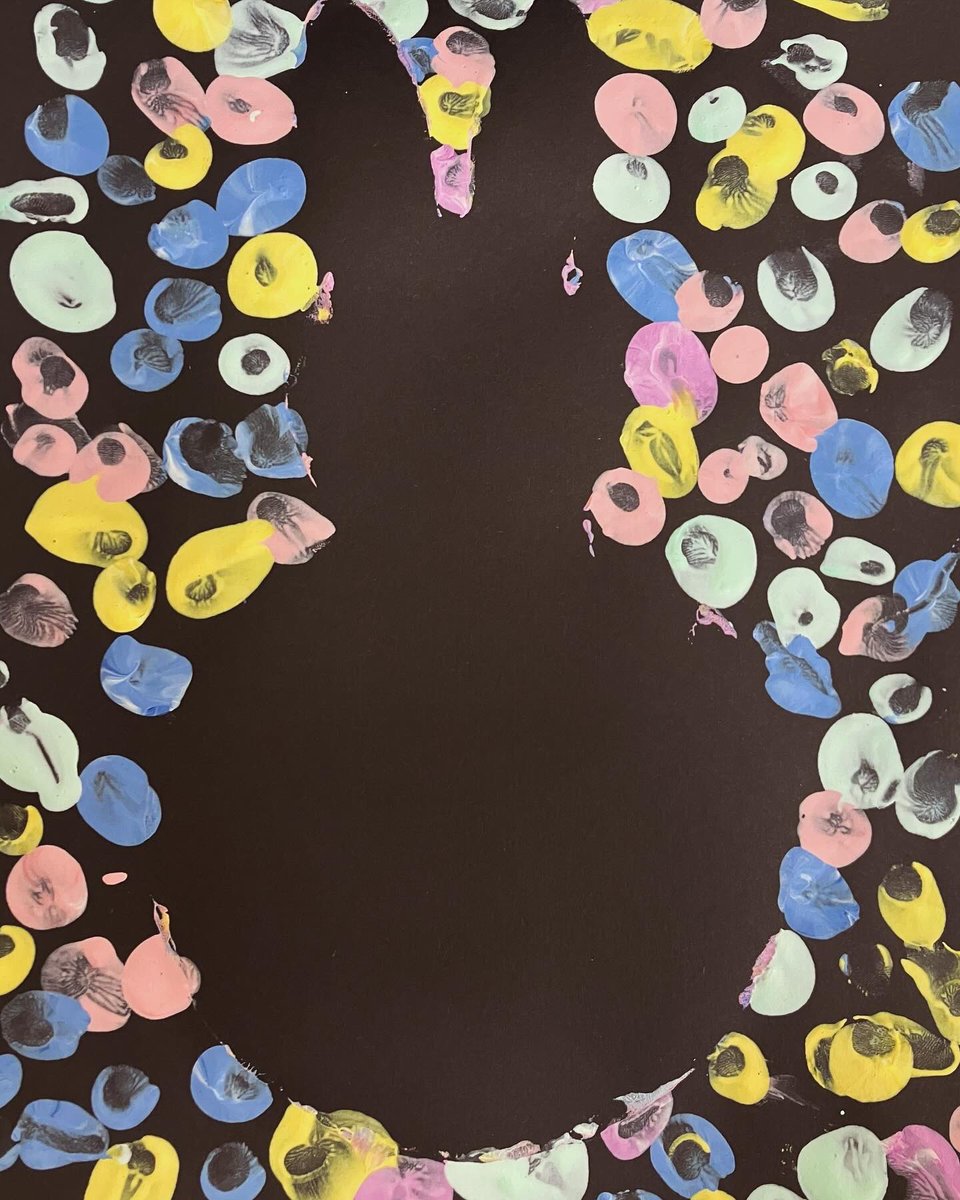MrJTench's tweet photo. Year 2 had fun making these shadow bunnies using pastel paints and their fingertips ☺️🎨🐇@AllsaintsRCP https://t.co/XoBuRMLlvi