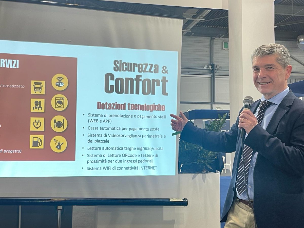 InterportoV's tweet photo. Il team di Interporto Toscano Amerigo Vespucci a Verona, presso la fiera LETExpo 2024, per presentare il Truck Village, parte integrante del progetto PASS4CORE. 

#InterportoToscanoAmerigoVespucci #UnioneInterportiRiuniti #LETExpo2024 #PASS4CORE #TruckVillage https://t.co/fFVlIrJYKC