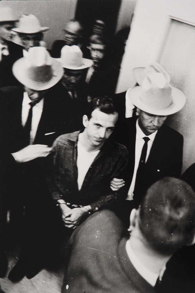 PDNBGallery's tweet photo. This is the last week to view DEEP DIVE! This group #exhibition takes a dive into the #gallery’s archives, showing work from represented #artists &amp; significant #photographs from our #collection. 

#JimMurray, Midnight, November 22, 1963
#RalpGibson, Man Stick White Stripe, 1972 https://t.co/GXSV7kgFj9