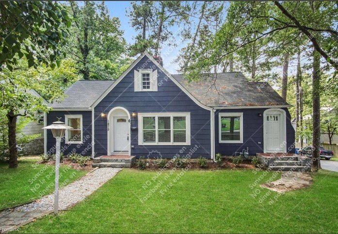 single_educator's tweet image. Got my 👀 on this 👇 
Y'all, need some 🙏 for a Single- under-paid Early Educator,
Trying do the home- ownership Thang. #firsthomegoals
I seen this on the market, I like it. God 👆 knows my prayers before I asked.
