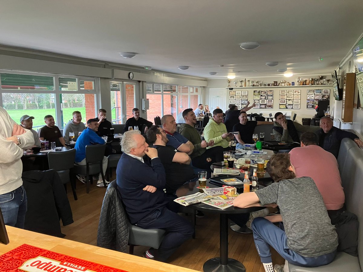 A good turn out for Gold Cup Friday earlier today 🐎📺 A big thanks to everyone who came along. NEXT UP…. Manchester City v Newcastle on the box tomorrow evening. Bar open from 4pm ⚽️🍺
