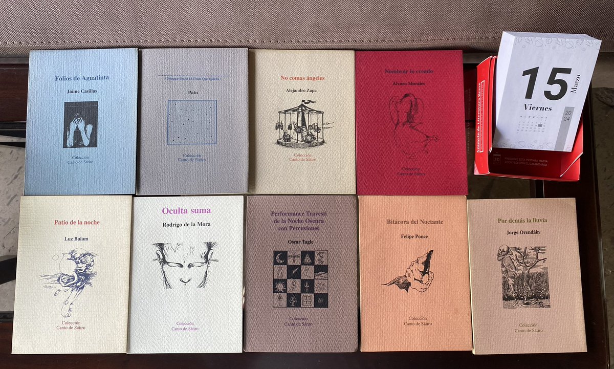 A treinta años de la fundación de <a href="/ArlequinMX/">Ediciones Arlequín</a> con su colección Canto de Sátiro… doblegamos adversidades y el “Error de diciembre” salinozedillista nos hizo lo que el viento a Juárez. ♥️📢

[Tengo el libro de Armando Chong pero se me movió del librero].