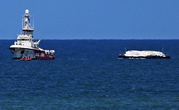 yashar's tweet photo. NEWS

A @WCKitchen barge containing 200 tons of food and aid has safely arrived in Gaza. 

This was a test of the new system of delivering aid to Gaza.

Much more to come from @chefjoseandres and his team. https://t.co/xKyY4V5fVq