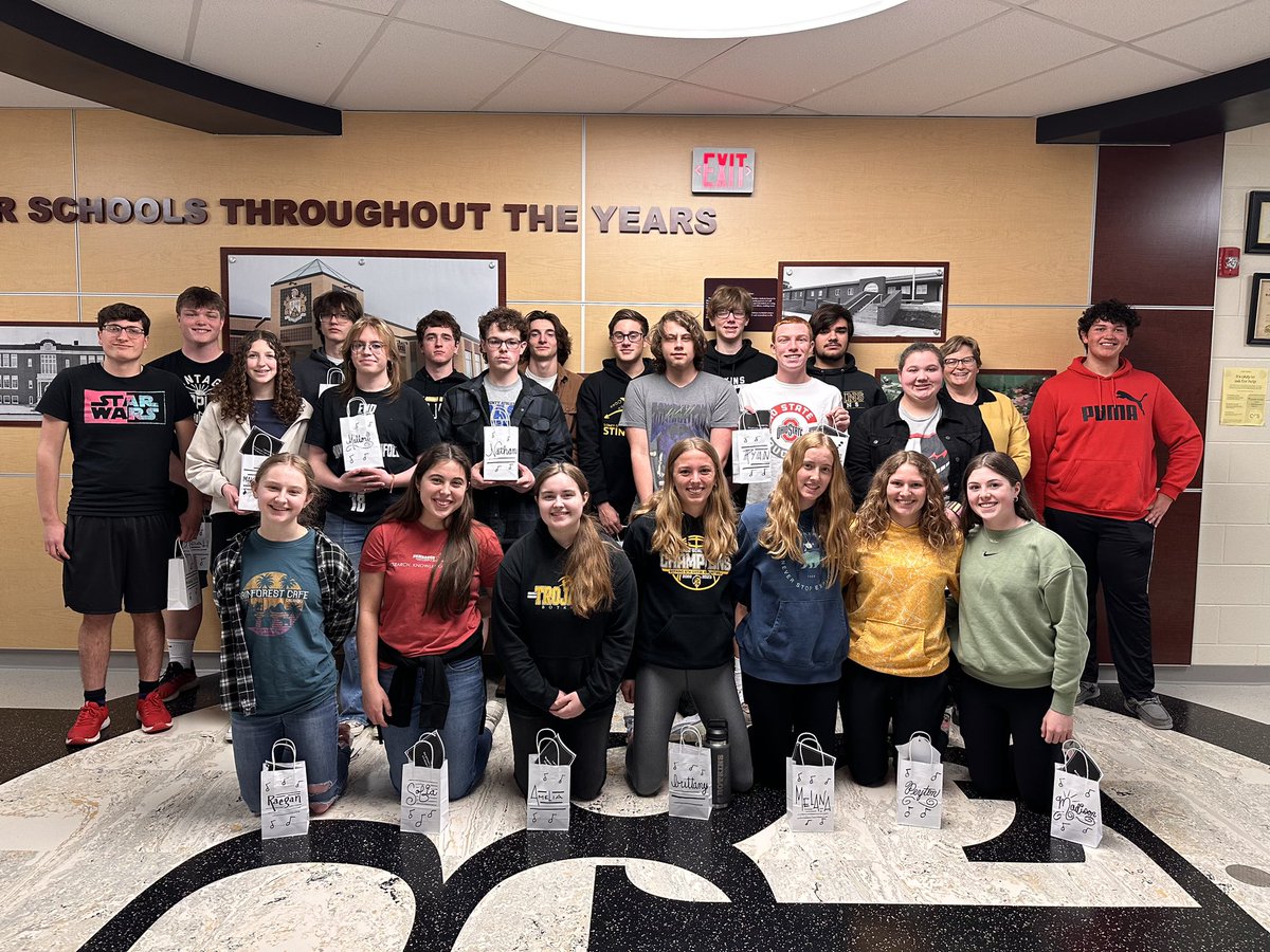 BotkinsMusic's tweet image. Wishing Botkins High School 🎼CHOIR and Botkins High School 🎼BAND huge amounts of 🍀 LUCK tonight and tomorrow!! They both are looking to punch their TICKETS 🎫 to 🏆STATE🏆!!!  💛🖤🤍 🎺🎷🥁🎤 
Let’s Do This!!!