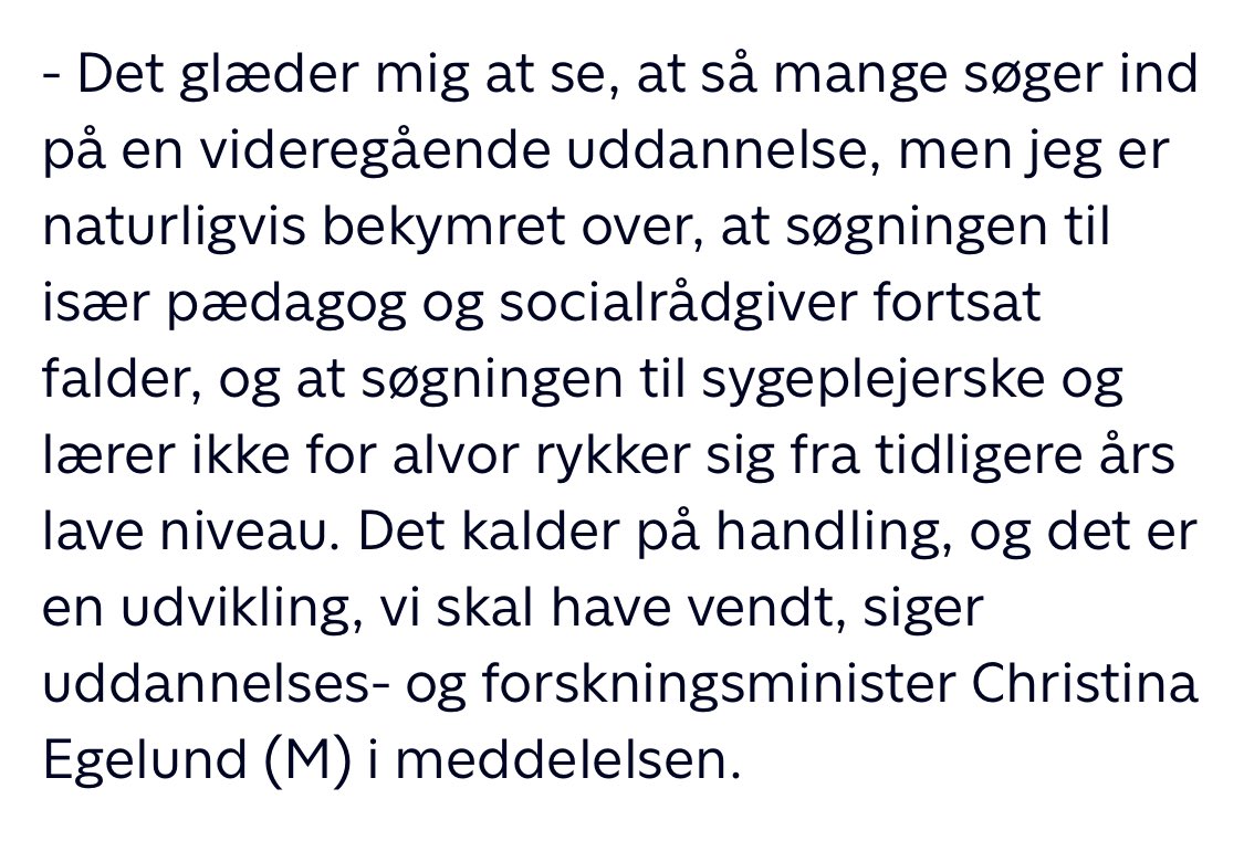 Socialrdgiverne's tweet photo. Bekymrede over, at søgningen til socialrådgiveruddannelsen endnu engang falder. Glade for, at @ChristinaEgelun deler vores bekymring - og vil vende udviklingen. Vi samarbejder gerne om bl.a. mere praktik, flere praksisnære øvelser og mere feedback. #dkpol https://t.co/ueg7QekMMY