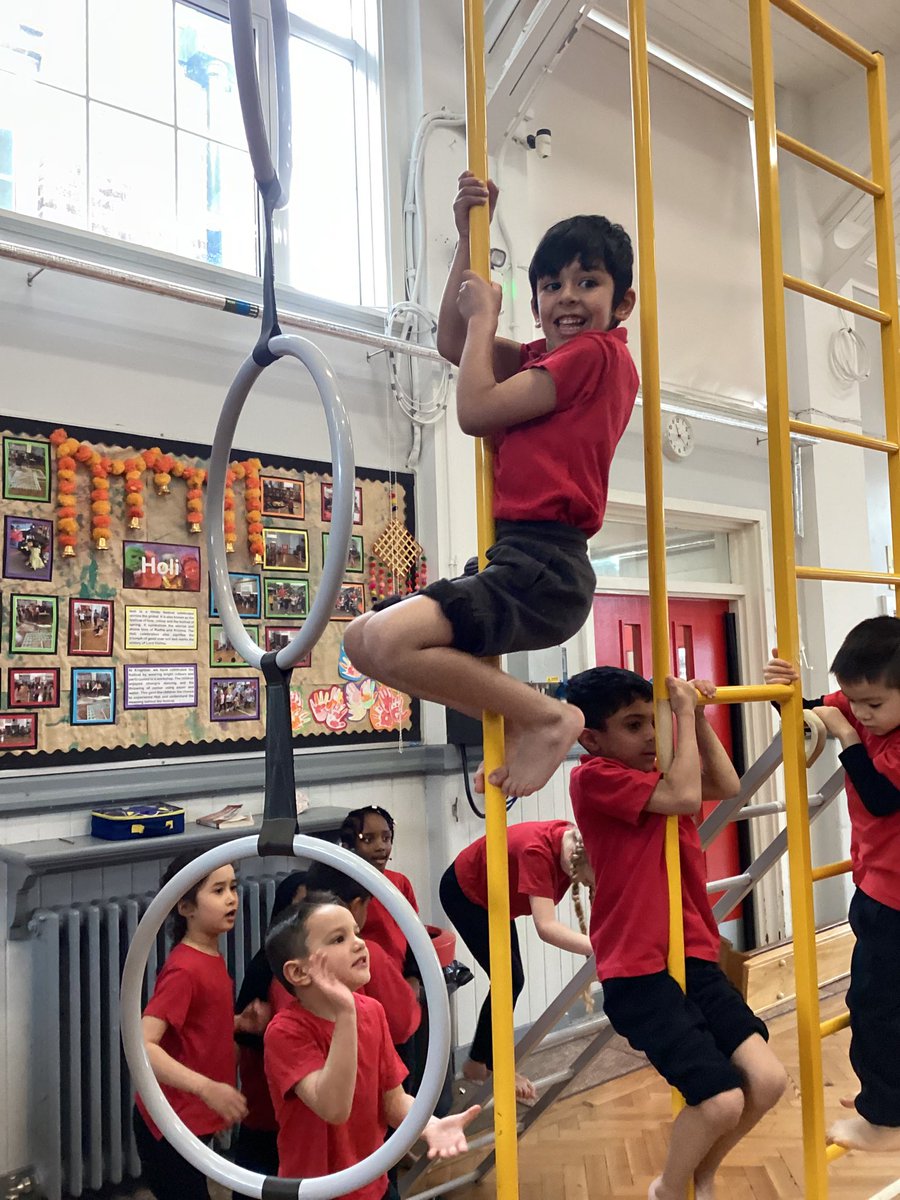 knightontmet's tweet photo. #Macaulayclass had a great PE session with Mrs Aston this week. They all particularly enjoyed using the climbing apparatus #challenge#character https://t.co/LpmtmcHRTG