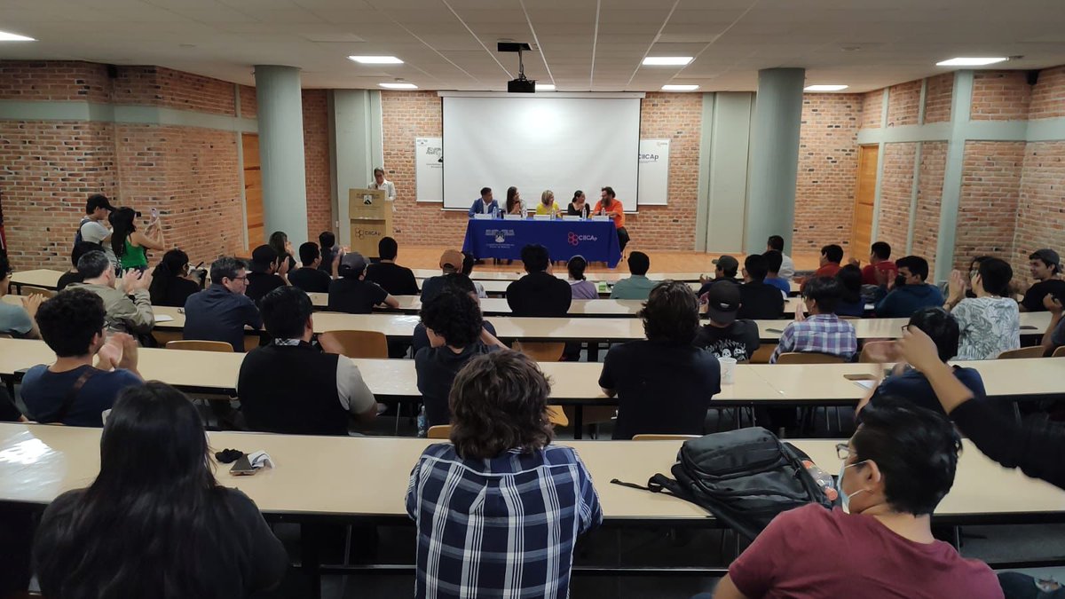 uaemorelos's tweet photo. La necesidad de legislar el uso de la IA en México, fue planteada durante la conferencia impartida por la comisionada del @_IMIPE, Xitlali Gómez Terán, hacia la comunidad educativa del #Iicba #UAEM https://t.co/Q8lq0BxoQC