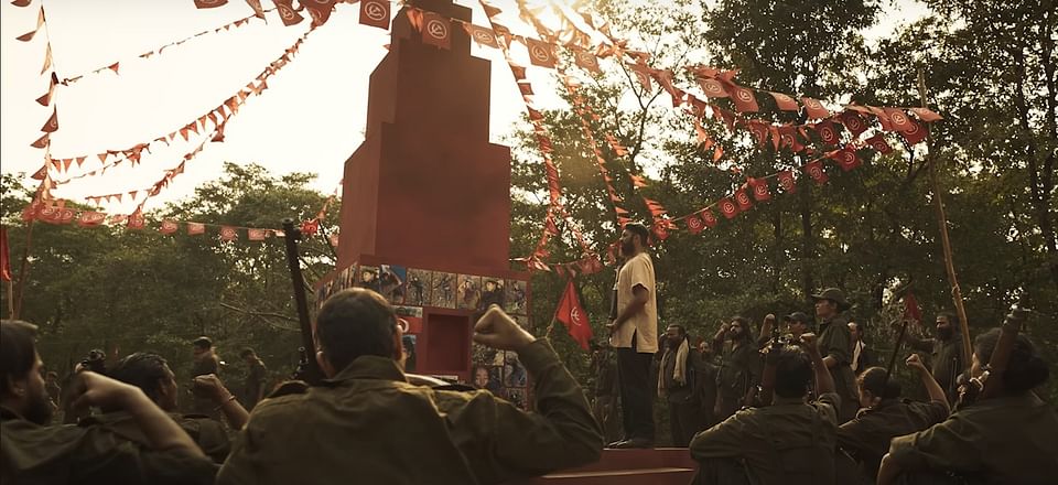 #BastarTheNaxalStory

Watched the blood red murderous story of 

Maoist violence in Bastar & the red corridor

📌Very good use of fire & sound to set the tone for violence & bloodshed 
📌The opening scene explains how a parallel Red govt runs
