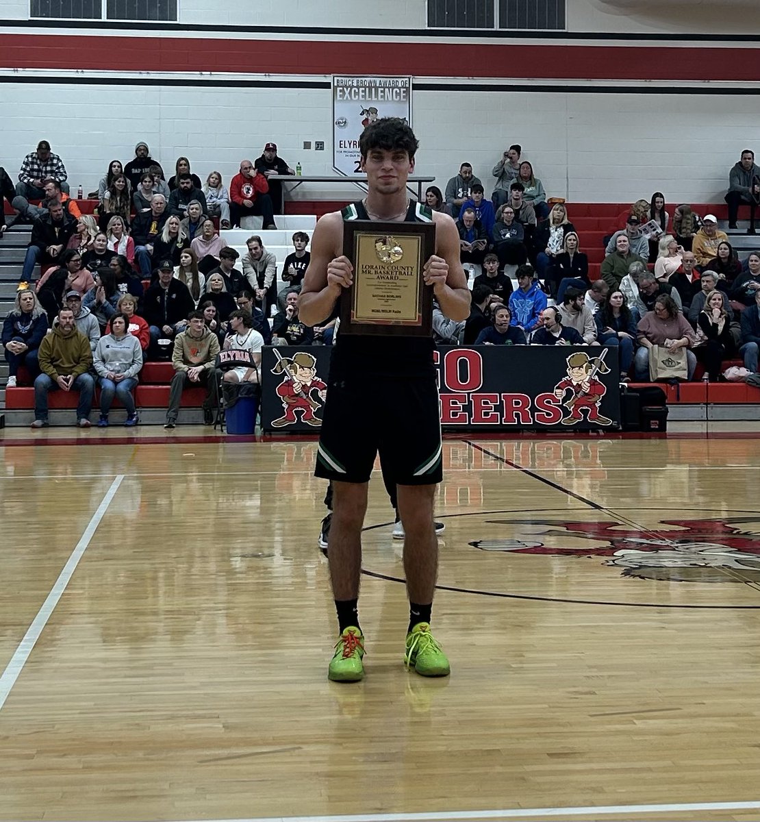 ColumbiaAth's tweet image. Congrats to Nathan Borling @WOBLWDLWSPORTS 2024 Lorain County Mr. Basketball!!