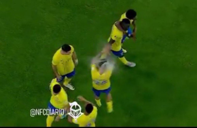 التسديدة الصحيحة الوحيدة للاهلي في المباراة. 

 #النصر_الاهلي