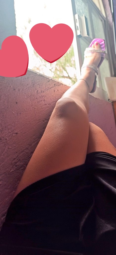 MarAndiie's tweet photo. @FeetFinder  #feet #onlyfans https://t.co/Z3czGjudM8