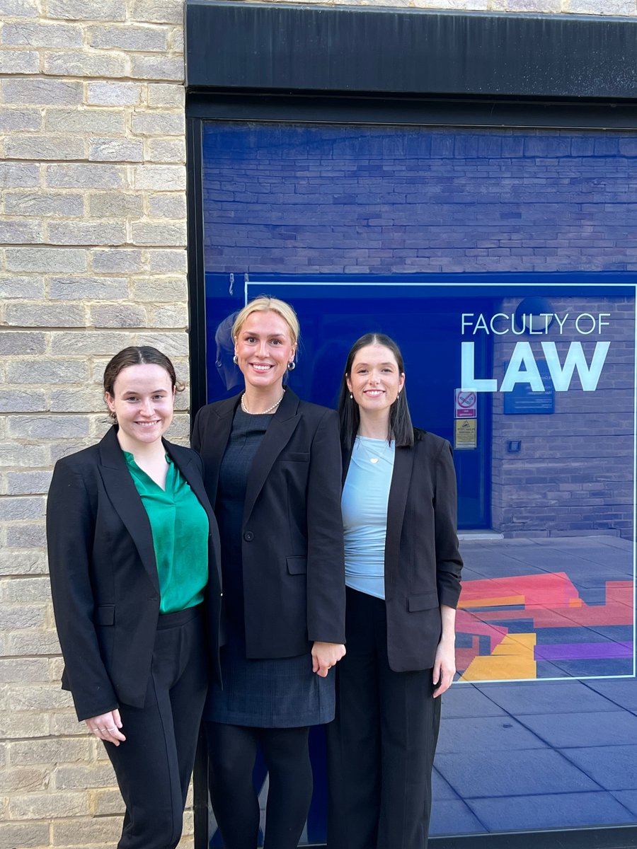 So proud of our @UTSLaw @OxIPMoot team making the quarter finals, superbly supported by super-coach @evana_wright. Good luck to Sarah McNaughton, Chiara D’Ambrosio and Georgia Neaverson and all of the other teams in the battle of the sneakers!