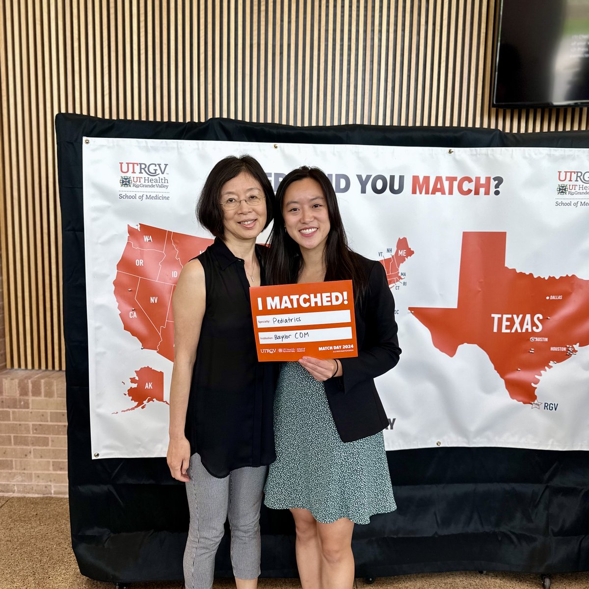 Celebrating Match Day! 🎉 Congratulations to our fourth-year medical students on matching to their respective residency programs. Your journey is just beginning, and we can’t wait to see the incredible doctors you will become. 💫 📎 Read more: utrgv.edu/newsroom/2024/…