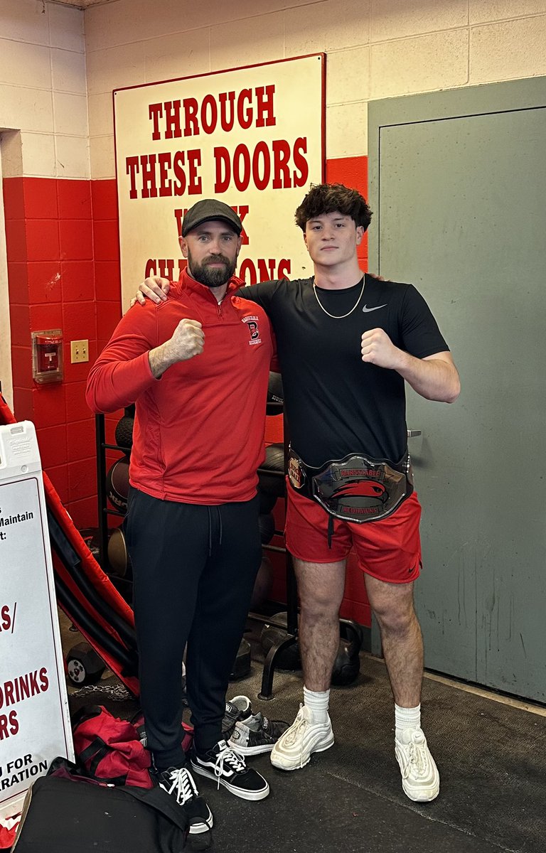 CoachJatkola's tweet image. LIFTER OF THE WEEK

@DanielMurph78 has been LOCKED IN!