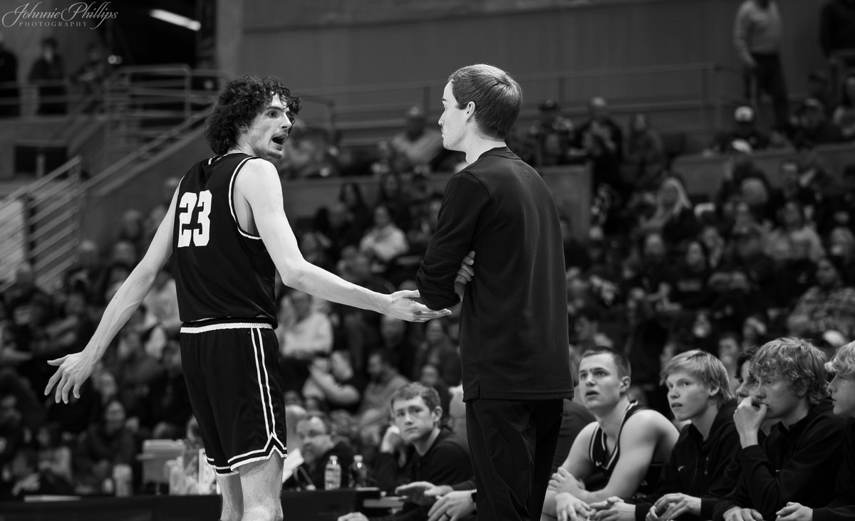 I just want to take a moment to address the boys in black and white,

I know how today feels. Quiet. Lonely. Full of a sense of self-guilt or regret.

When you put on a jersey you love more than anything else, it’s hard to ever come to terms with taking it off for the last time…