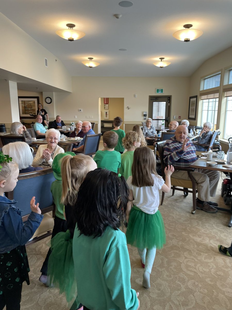 UbellAaron's tweet photo. Busy day.  Setting our traps and filling buckets at retirement home. @PrairieSouth @sunningdaleMJ https://t.co/Oh8r0XX2Y0