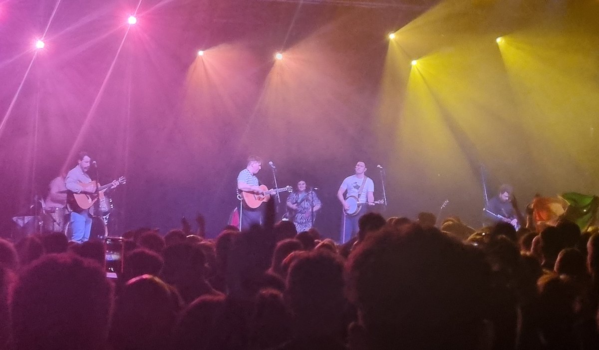 The Mary Wallopers. A great bunch of lads @marywallopers