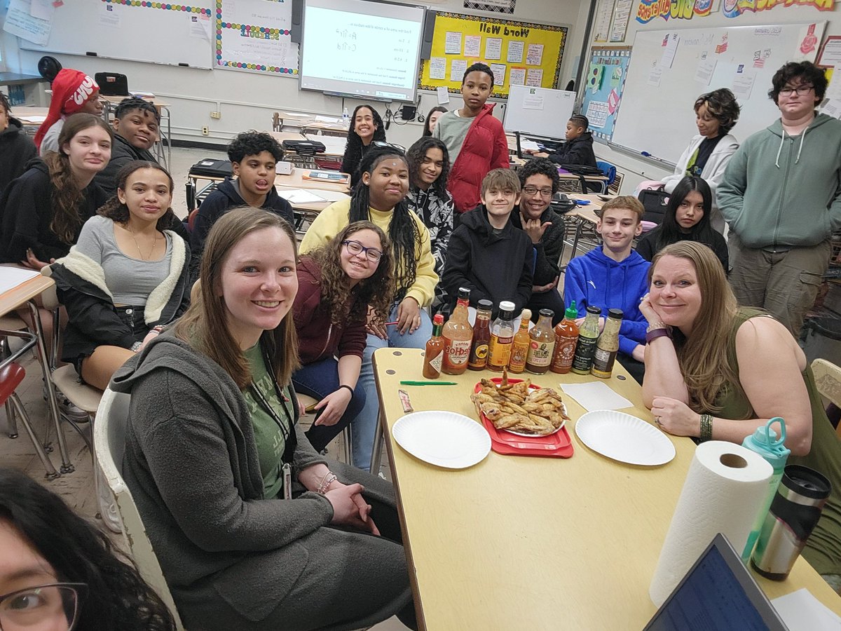 Mary Sconfienza tweet media