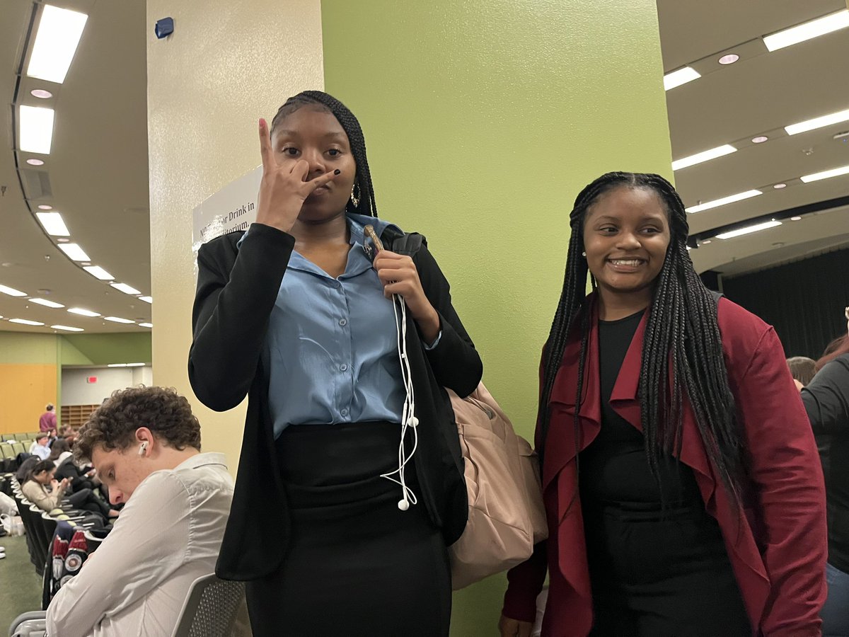 LHHS CX Debaters looking strong after 4 rounds!!!