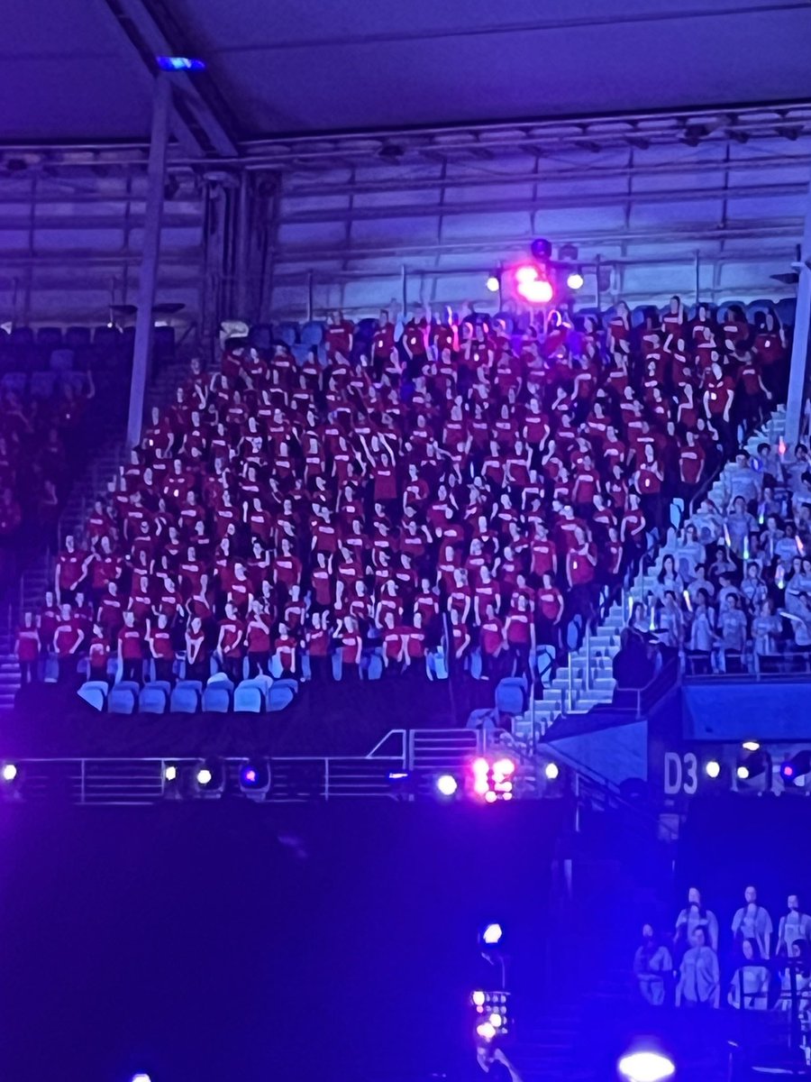 alex (@alex__brewin) on Twitter photo What an amazing display of talent in public education last night! And to watch my own daughter be part of it was simply amazing! 𤩠<a href="/HelenMorgani/">Helen Morgani</a> What an amazing display of talent in public education last night! And to watch my own daughter be part of it was simply amazing! 𤩠<a href="/HelenMorgani/">Helen Morgani</a>