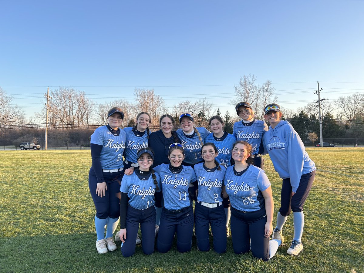 JV2 gets their second win of the season and first away dub against GBS! 
18-7 
✅Amalia with an in-the-park HR
✅First double play of the Szn 
#LGK