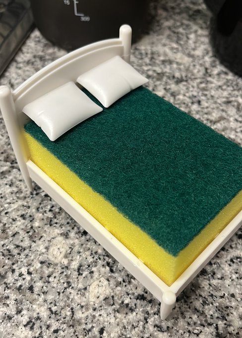 Watch Aery Tiefling's leaked NSFW photo on TwXstars