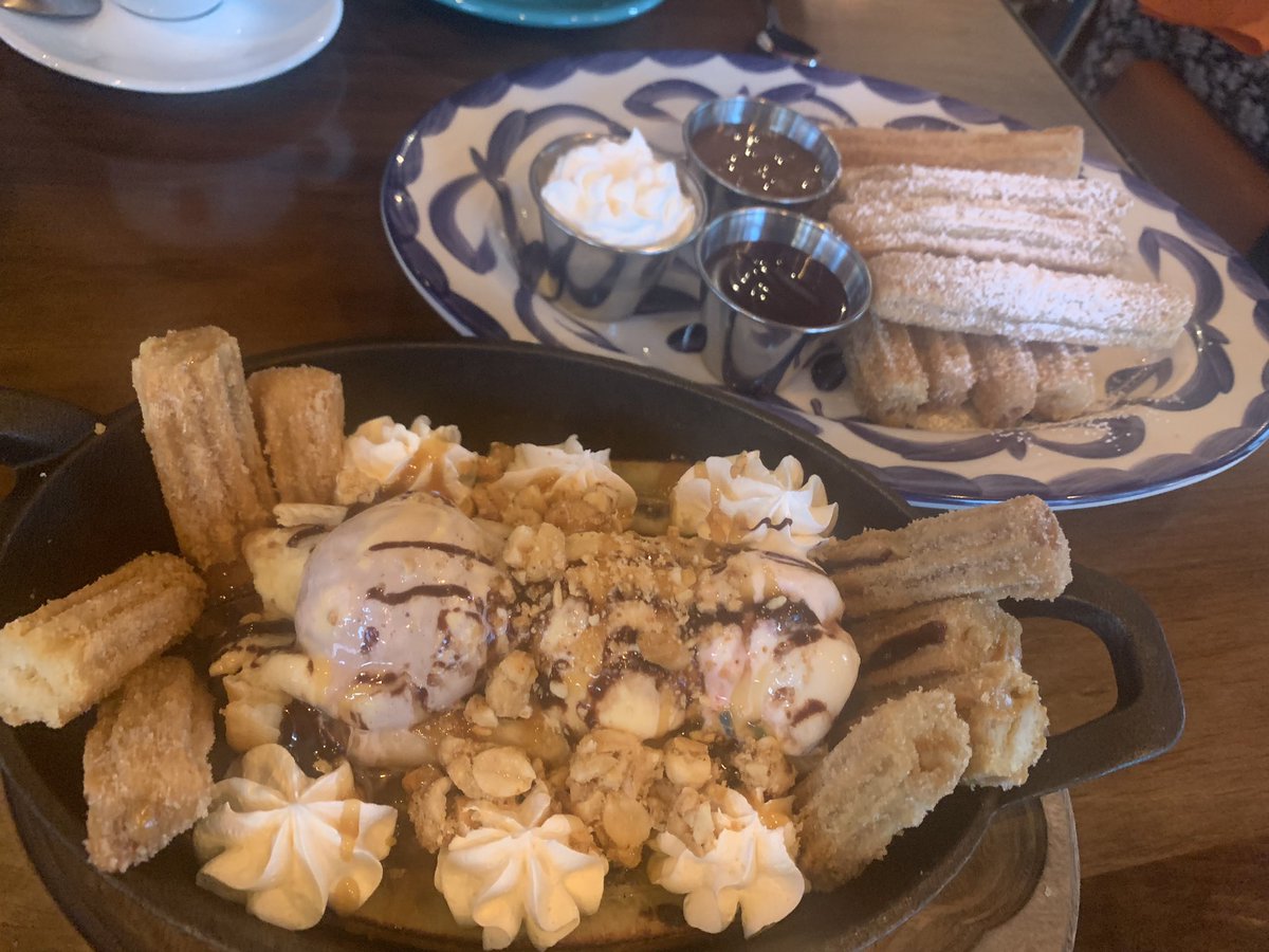 CarolinasBFP's tweet photo. Thank you @DosCaminos  Charlotte for allowing me to come in and try it out before opening! I can't tel you how amazing the food was. The "Queen City margarita" and the banana split chimichanga were both unbelievably good!  Can't wait to come back https://t.co/4TECSJ0nJ1
