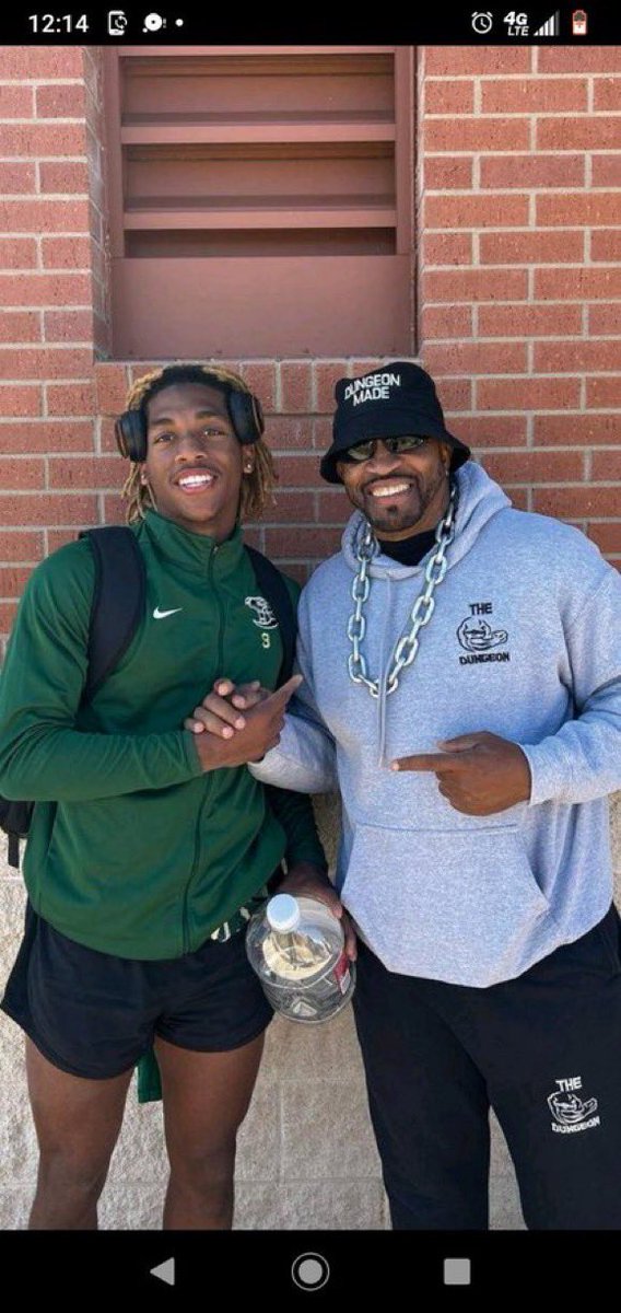 tj_tolive's tweet photo. Happy birthday Coach ⛓️@DungeonDFW https://t.co/lu55TJWSTv