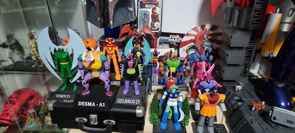 Asier81014373's tweet photo. Ale, hecha la reubicassión!!
#MazingerZ #AfroditaA #Brutosmecanicos #Coleccionismo @navedelmisterio @Alfon_Arranz @JuanVillah https://t.co/50gPhoDlba