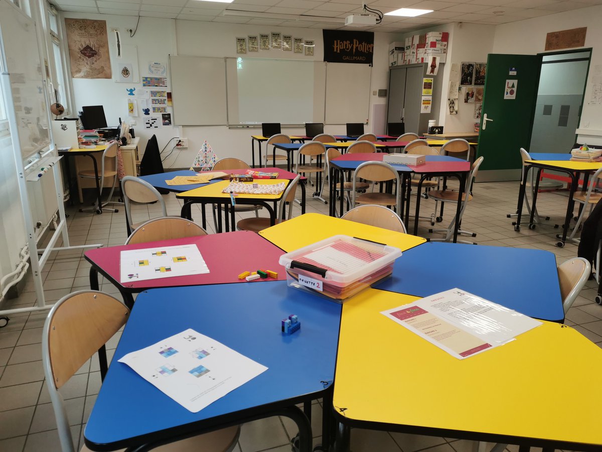 Benoitpatey's tweet photo. Inauguration du "SpeakMath", labomath du collège Jean Rostand du Cateau-Cambrésis et des écoles du secteur, en @AcLille  : Option "Math et Philo", Sac à Math, Oralité, Manipuler-Verbaliser-Abstraire... 👍🙏👏 https://t.co/4e0XBGvQns