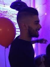 onehiatus's tweet photo. zayn malik in his listening parties from 2016, 2018 and 2024 🥺 https://t.co/j1gsln6T4G