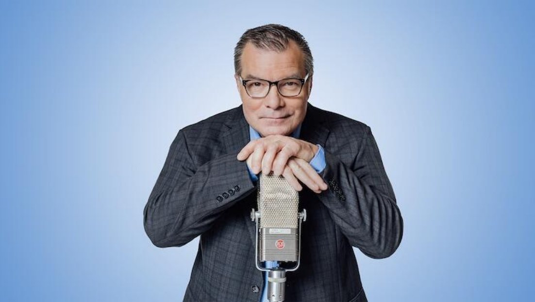 📻| "Is it time Canada had a national school lunch program?"

In the recent episode of the <a href="/CBCEarlyEdition/">CBCEarlyEdition</a> with StephenQuinn, <a href="/brentmansfield/">Brent Mansfield</a>, Lunch Lab (<a href="/growingchefsBC/">Growing Chefs</a>) Co-Founder and Contractor of the BC Chapter of the Coalition for Healthy School Food, answers this question!